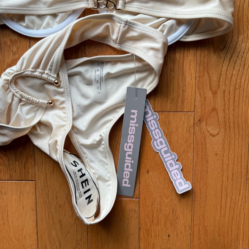Missguided Bikini Set - Picture 5 of 5